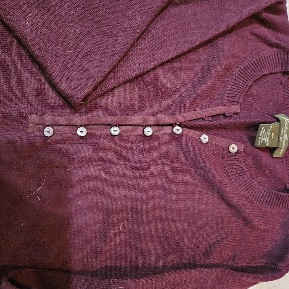 EDDIE BAUER  LONG SLEEVE HEAVY WINTER TEE BURGUNDY  BARELY WORN SIZE SM - Picture 2 of 3